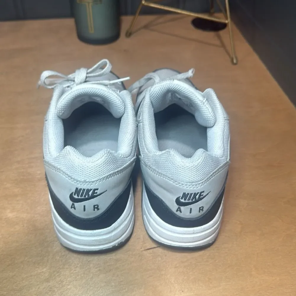 Nike air max 1 white black and grey size 4.5Y